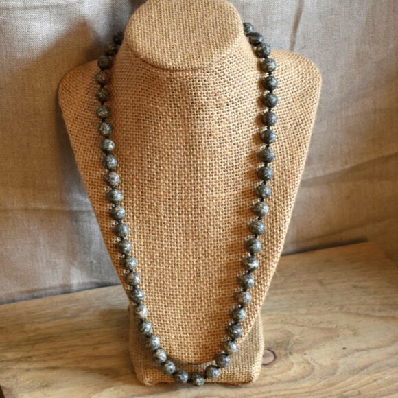 Vintage Pre-Loved Knotted Greyish Green Stone Beaded Necklace - Picture 2 of 3